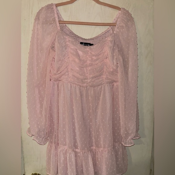 Blush Pink Dress with Textured Dots - Picture 4 of 4